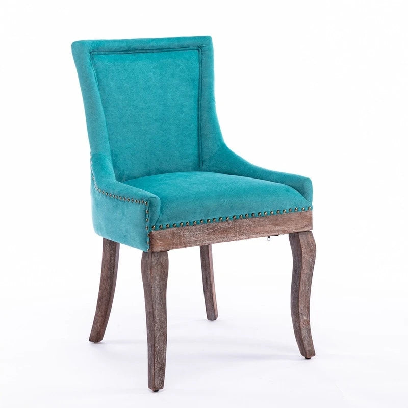 Chaise de salle à manger de style campagnard vintage français avec revêtement en lin et clous décoratifs