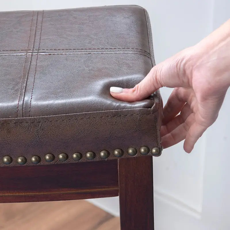 Tabouret de bar sans dossier avec assise en similicuir
